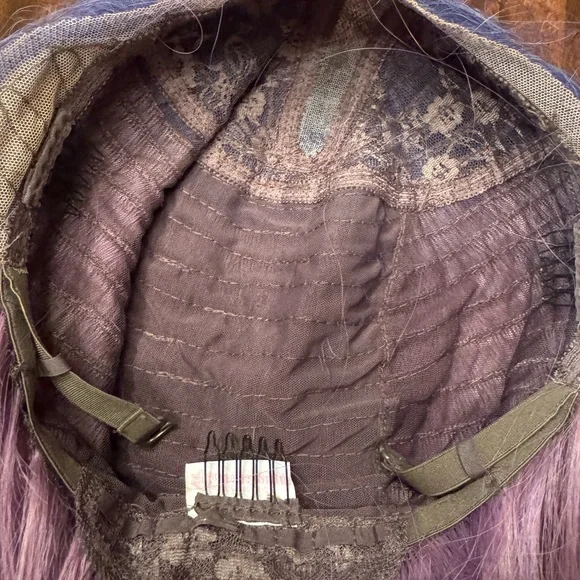 Retired CSC Wigs - Picture 4 of 15